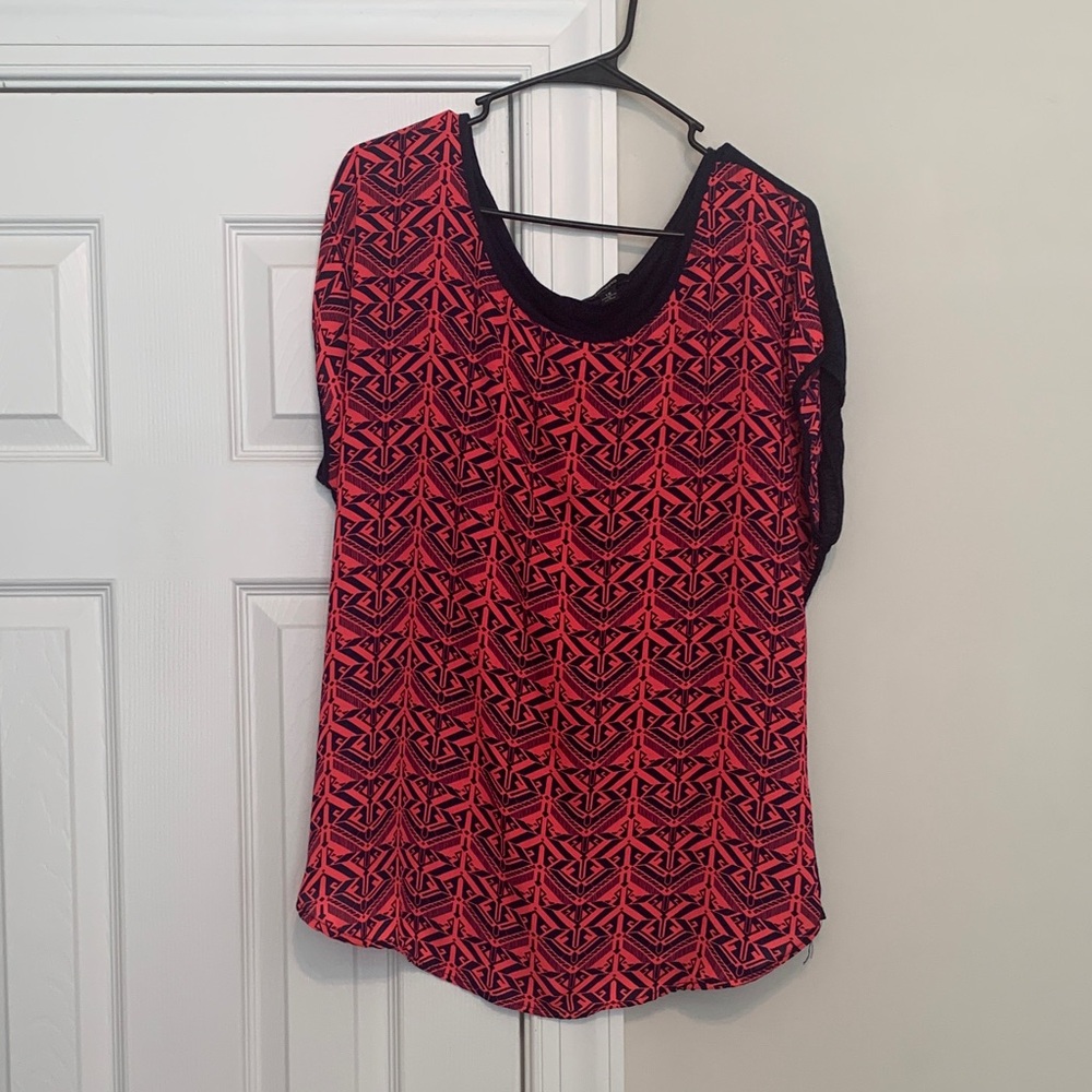 Geometric Patterned Women's Top - Blue and Pink